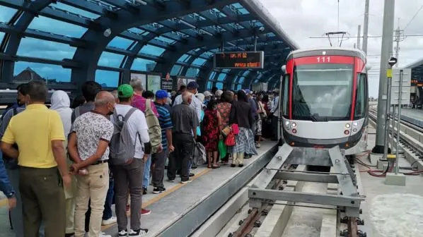 https://www.railjournal.com/passenger/light-rail/mauritius-opens-light-rail-phase-2c/