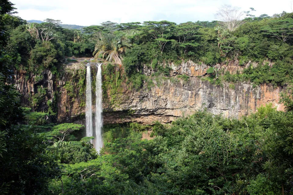 https://www.mercuryholidays.co.uk/destination/indian-ocean/mauritius/travel-guides/all-about-the-black-river-gorges-national-park